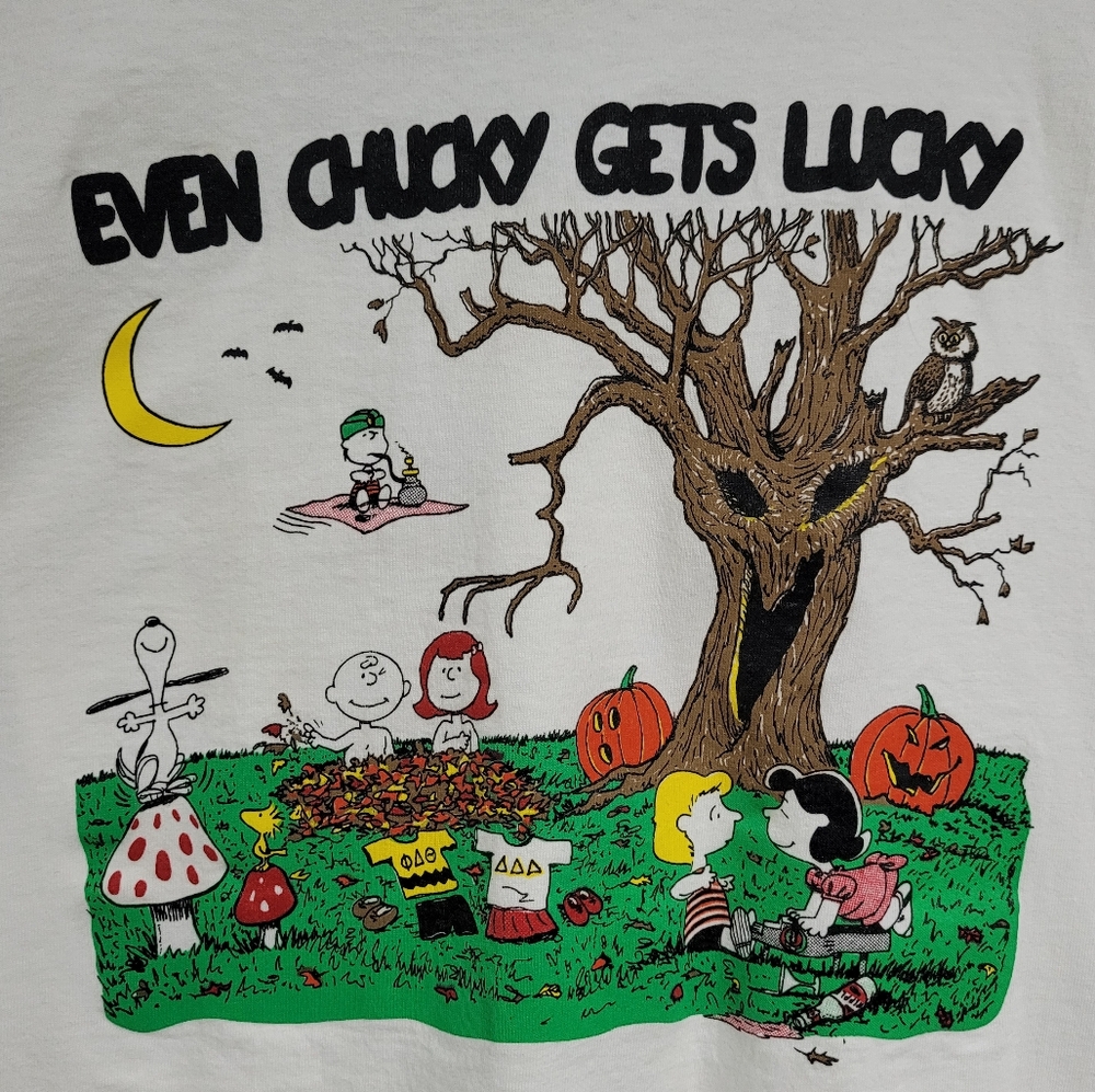 Peanuts Joke T-Shirt Halloween‎ Even Chucky Gets Lucky Snoopy Vintage Tee XL Vtg